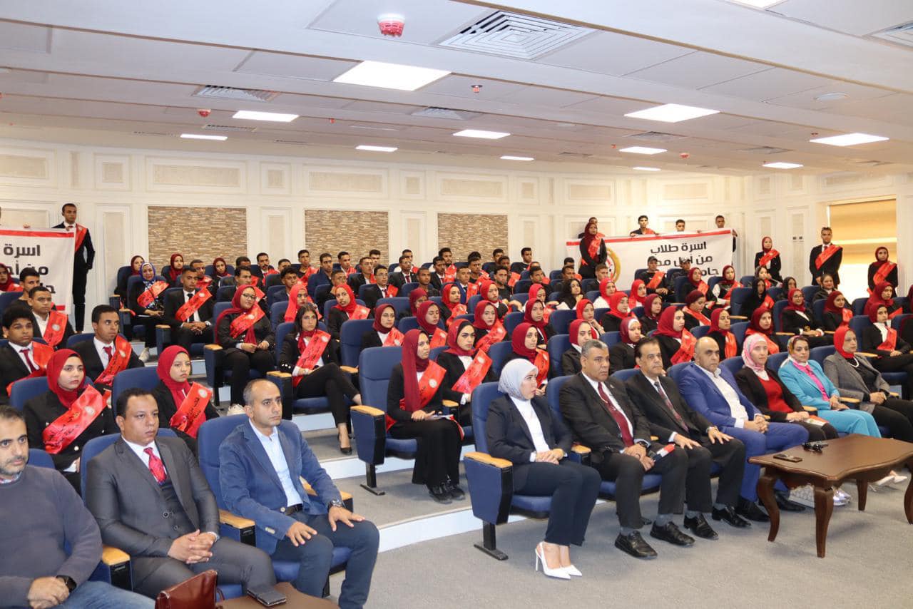 رئيس جامعة مطروح: 246 طالبًا وطالبة تقدموا بأوراقهم لخوض انتخابات الاتحادات الطلابية 